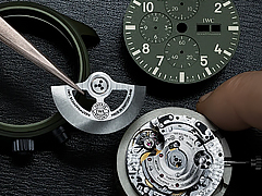 手表进水后零件生锈怎么解决？（依波路手表除锈及零件修复方法）