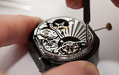 手表维修（依波路手表表带锈蚀的护理建议）