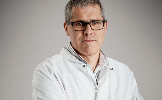 北京依波路认证技师克里斯托弗 - 高级复杂功能钟表维修